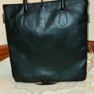 Givenchy Parfum Tote Bag NWT 🇬🇪